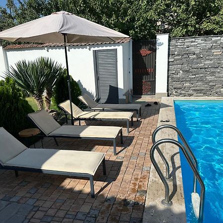 Garden Lounge Hotel Jerevan Exteriör bild