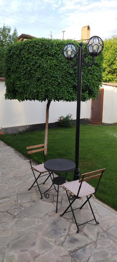 Garden Lounge Hotel Jerevan Exteriör bild