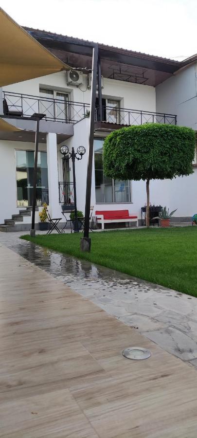 Garden Lounge Hotel Jerevan Exteriör bild