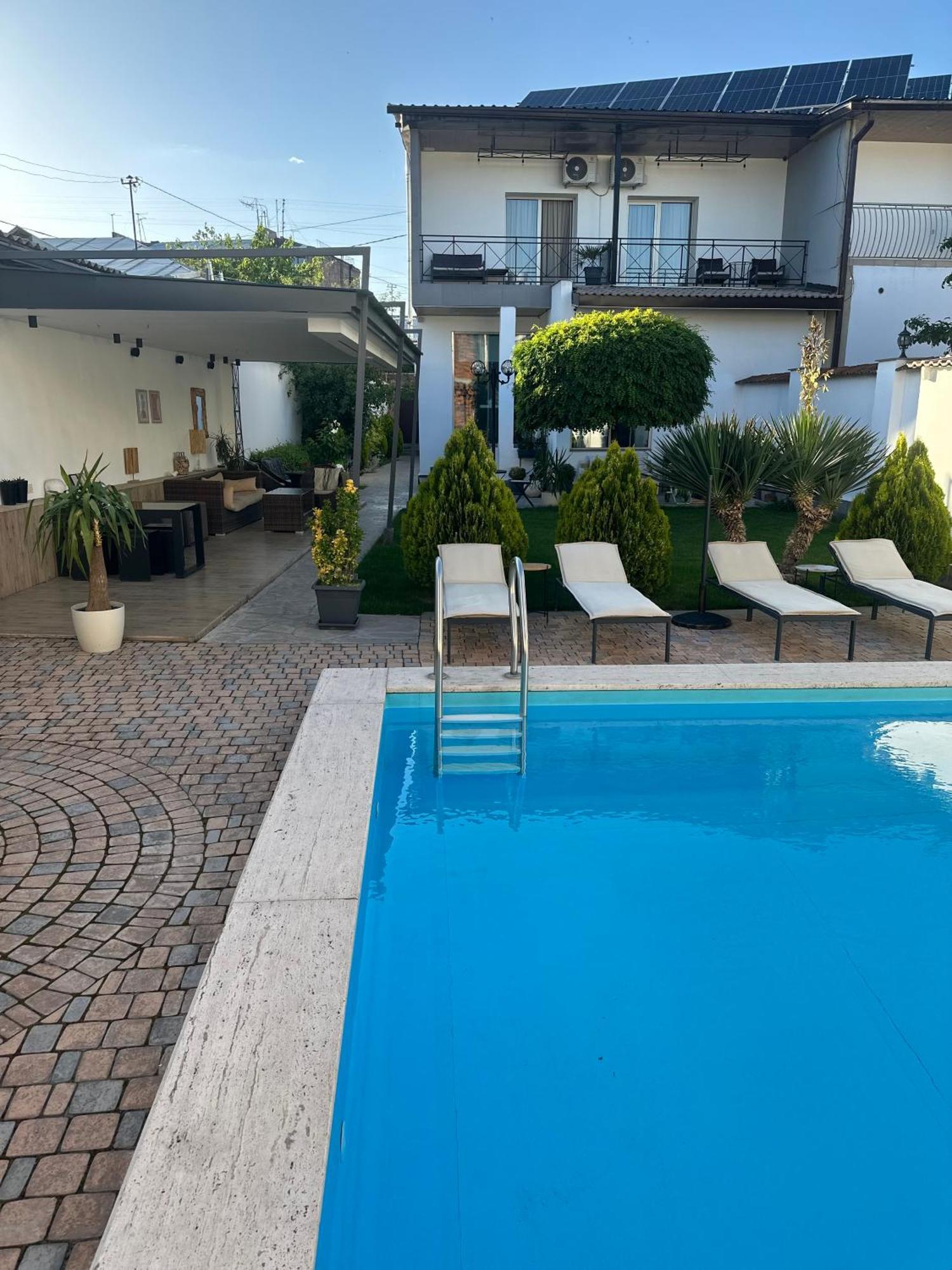 Garden Lounge Hotel Jerevan Exteriör bild